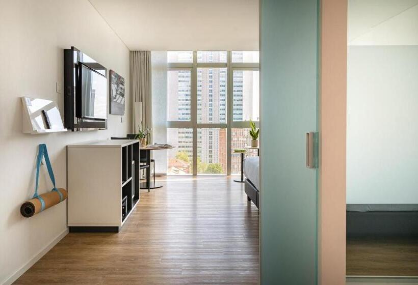 استودیوی استاندارد با چشم‌انداز شهر, Innside By Meliá Milano Torre Galfa