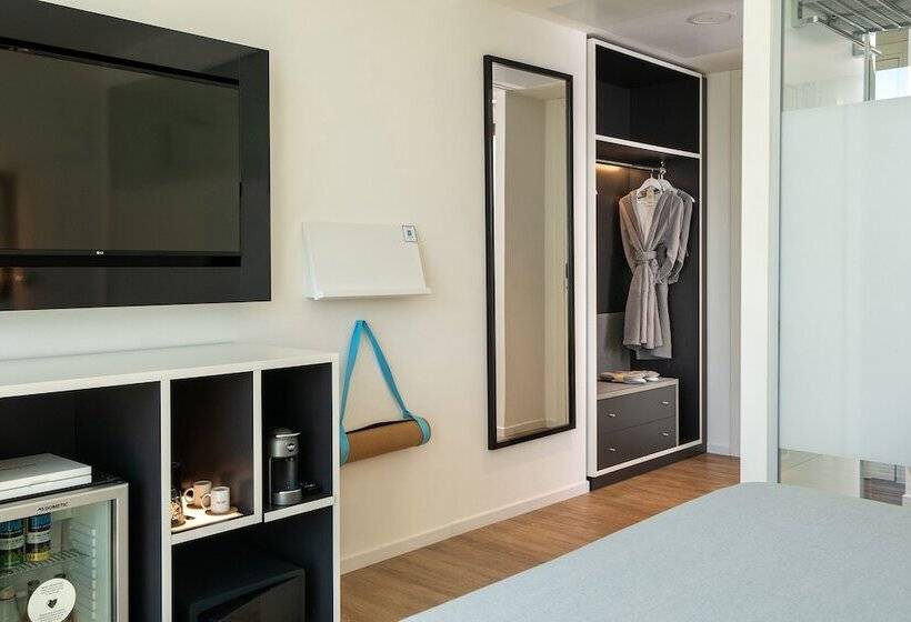 スタンダードスタジオ, Innside By Meliá Milano Torre Galfa