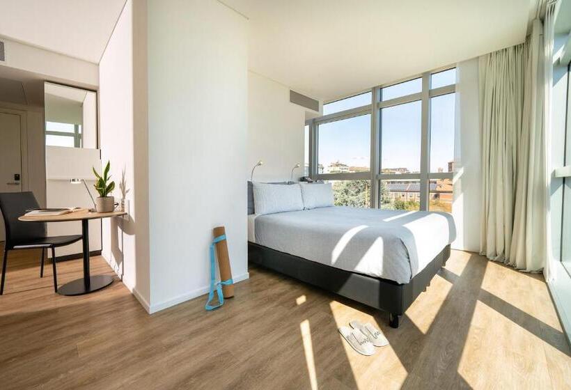 اتاق استاندارد با چشم‌انداز شهر, Innside By Meliá Milano Torre Galfa