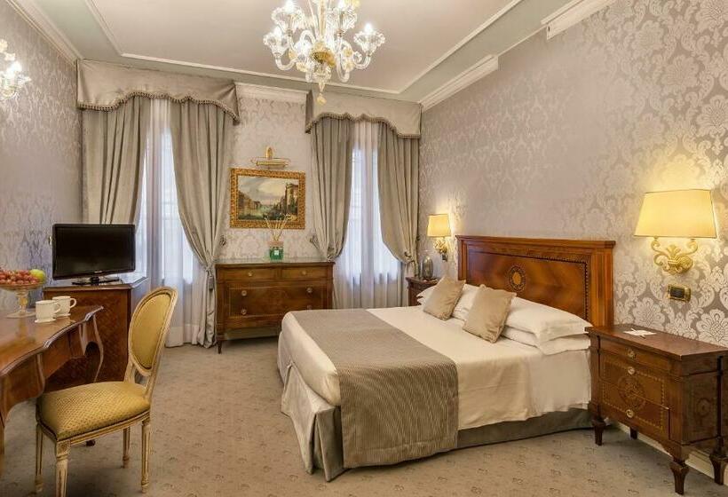 اتاق استاندارد با چشم‌انداز, Ca Dei Conti