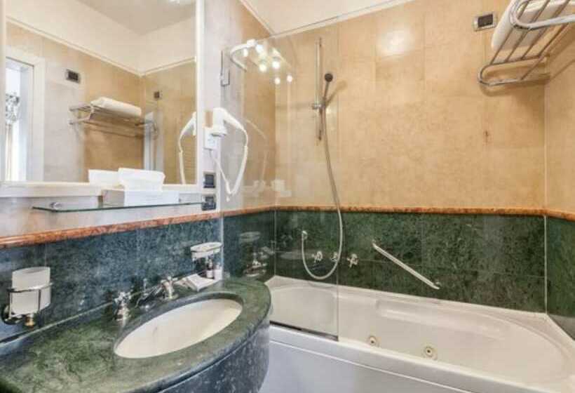 اتاق سوپریور با چشم‌انداز, Ca Dei Conti