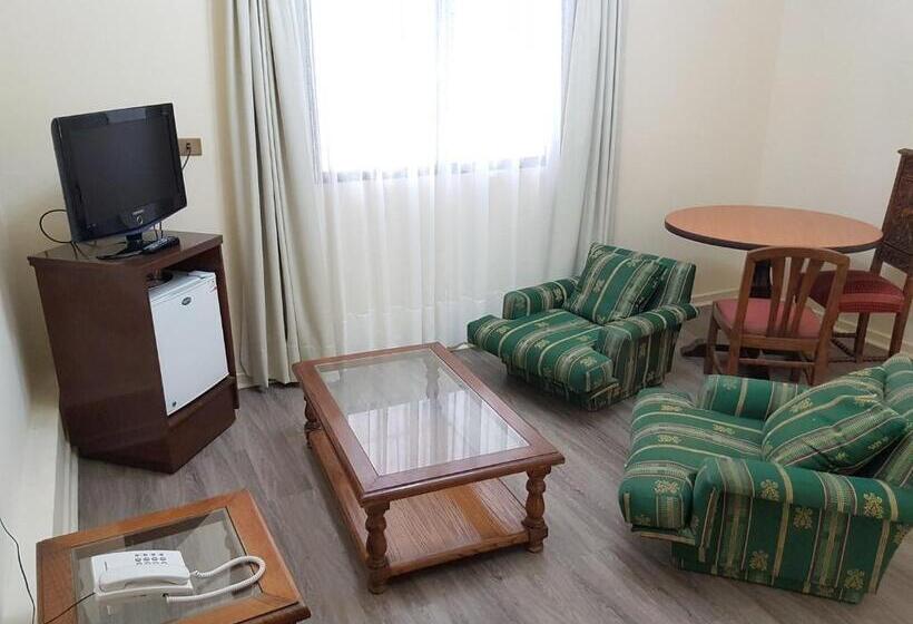 اتاق استاندارد سه نفره, Diego De Almagro Antofagasta Express