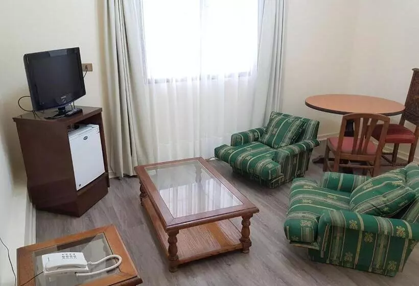 اتاق استاندارد سه نفره, Diego De Almagro Antofagasta Express