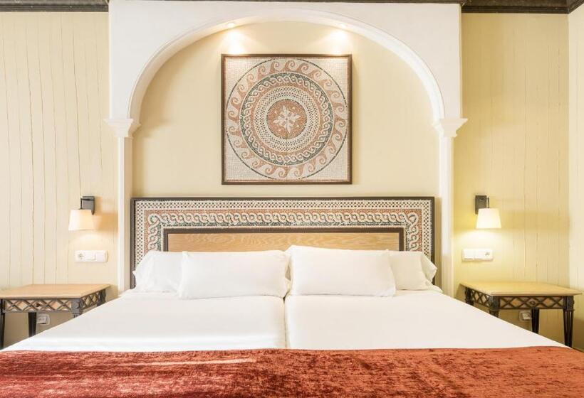 اتاق استاندارد سه نفره, Ilunion Merida Palace