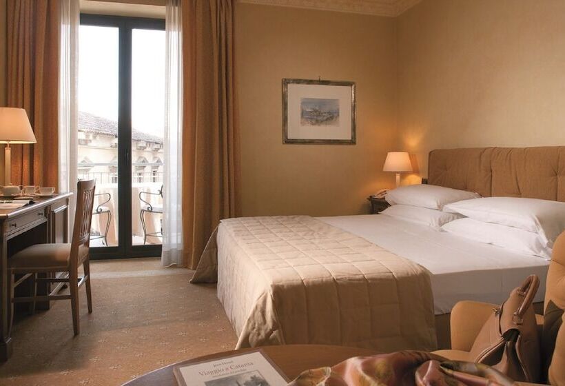 غرفة سوبيريور, Katane Palace