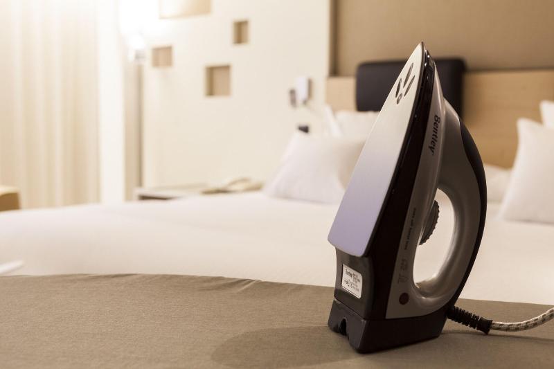 اتاق پرمیوم, Madrid Marriott Auditorium Hotel & Conference Center