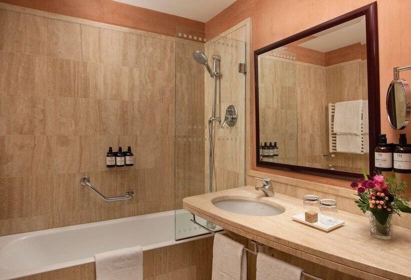 חדר סטנדרט יחיד, NH Bologna Villanova