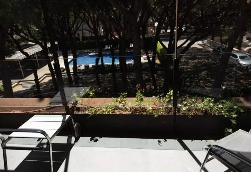 سوئیت با وان آب گرم, Nm Suites By Escampa Hotels