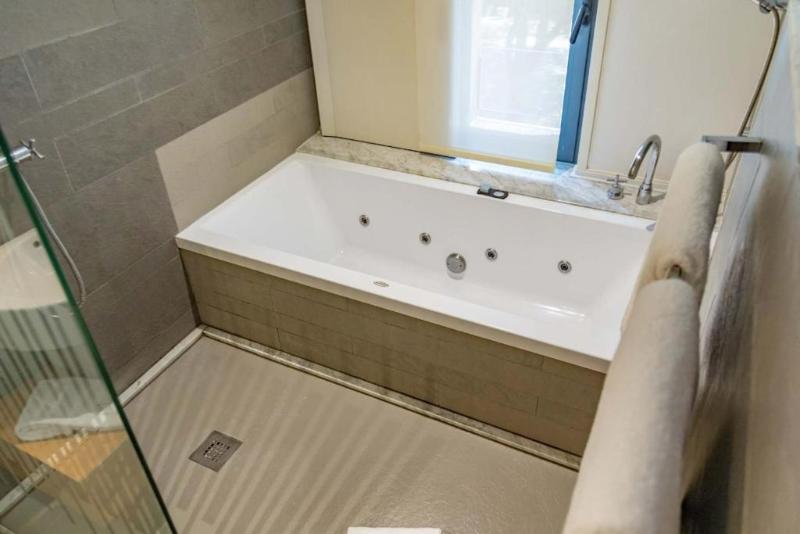 Suite with Pool, Nm Suites By Escampa Hotels