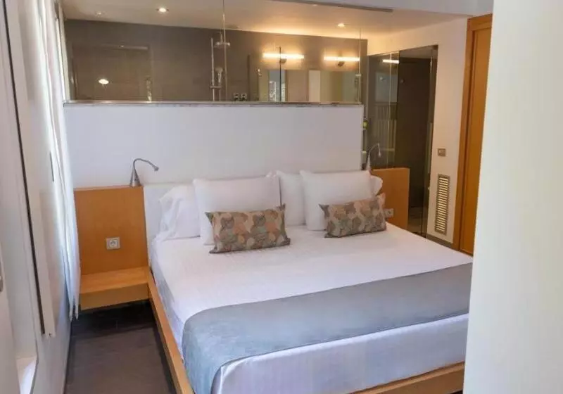 سوییت با استخر, Nm Suites By Escampa Hotels