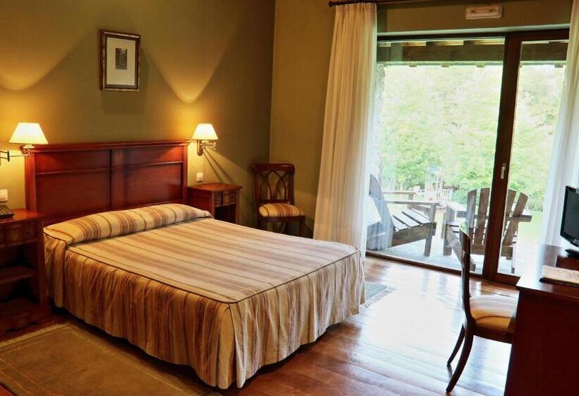 스탠다드 트리플 룸 테라스, Palación De Toñanes