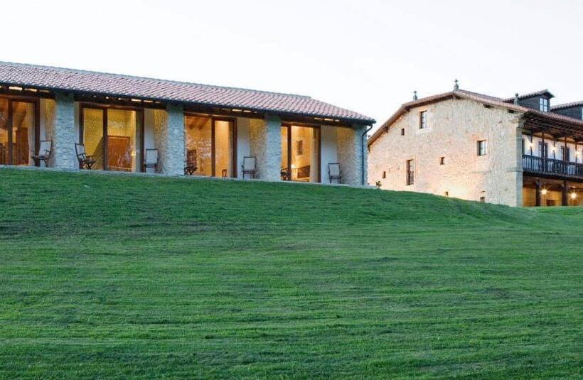 ファミリールーム, Palación De Toñanes