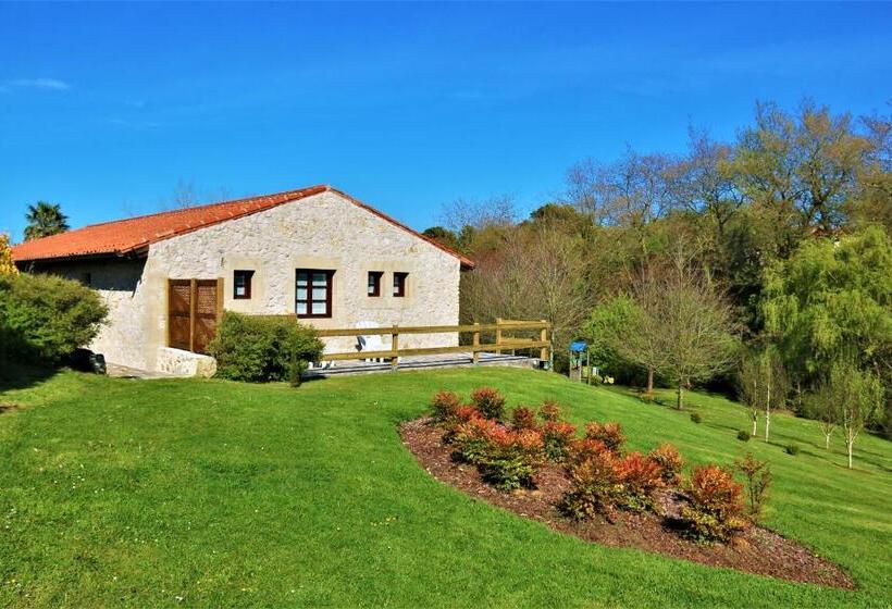 패밀리 룸, Palación De Toñanes