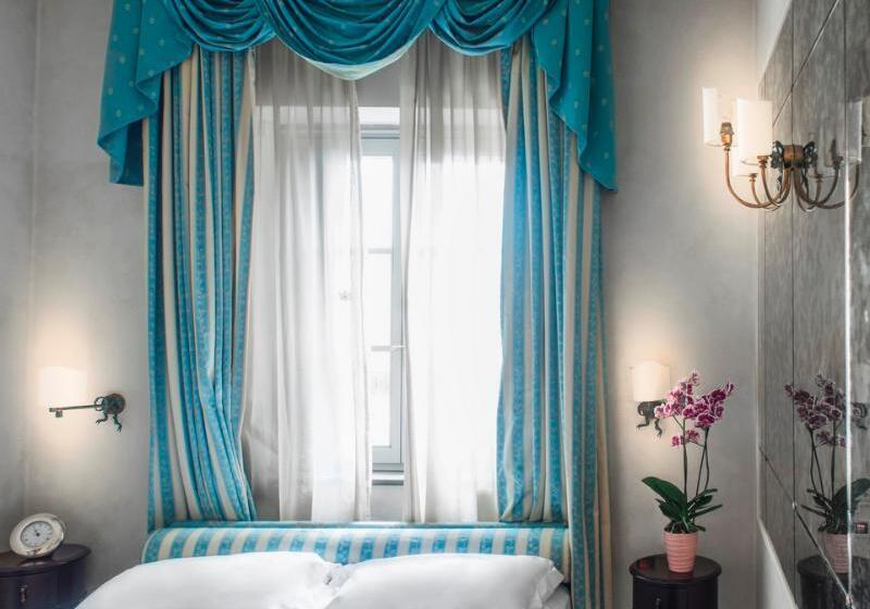 اتاق کلاسیک, Relais Dell'Orologio