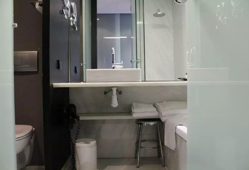سوییت جونیور, Sea You Hotel Port Valencia