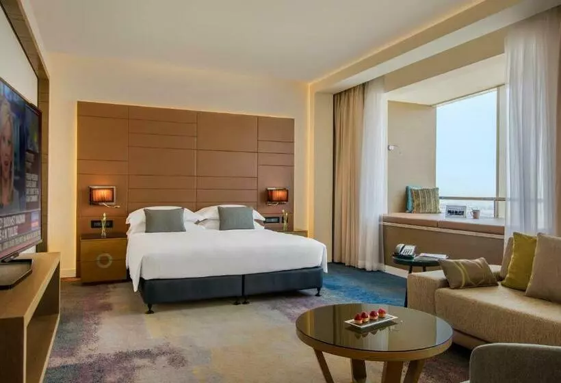 استودیوی استاندارد, Towers Rotana   Dubai