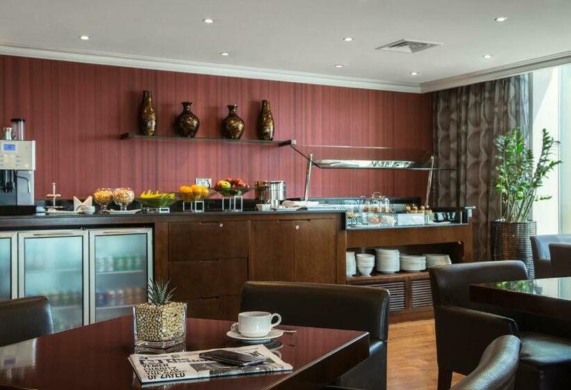 سوییت, Towers Rotana   Dubai