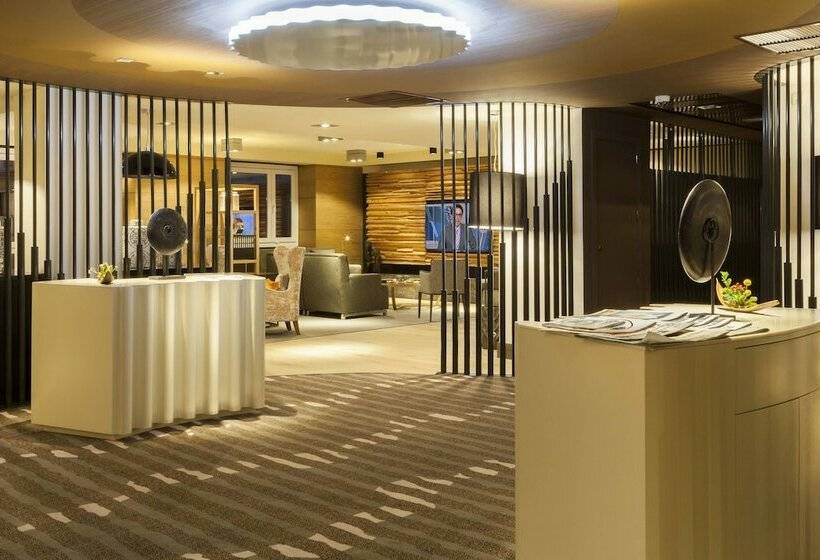 سوییت اجرایی, Madrid Marriott Auditorium Hotel & Conference Center