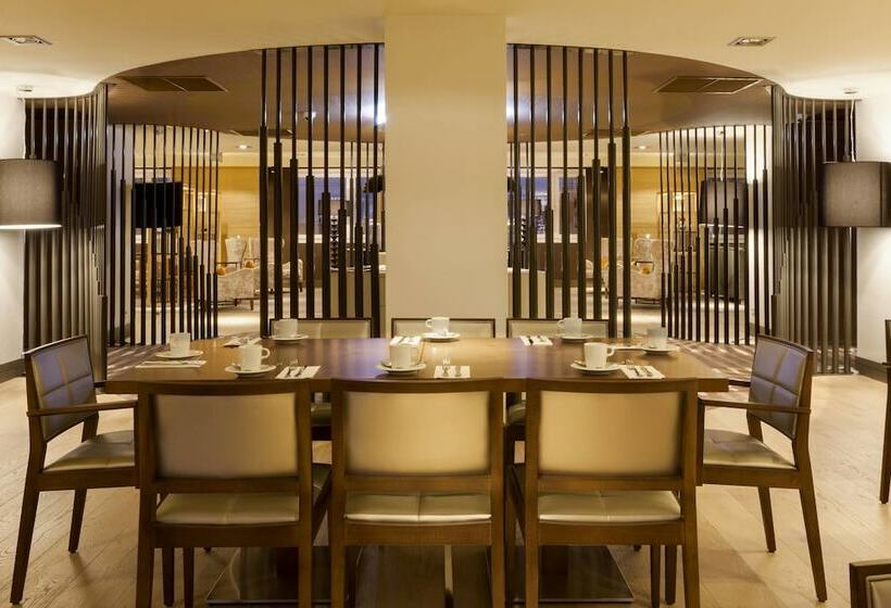 سوییت اجرایی, Madrid Marriott Auditorium Hotel & Conference Center