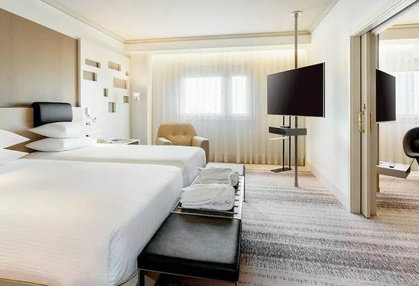 سوییت اجرایی, Madrid Marriott Auditorium Hotel & Conference Center