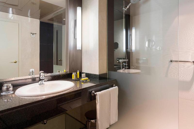 اتاق استاندارد, Madrid Marriott Auditorium Hotel & Conference Center