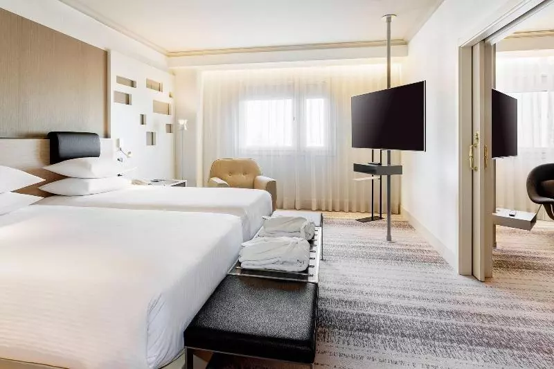 سوییت اجرایی, Madrid Marriott Auditorium Hotel & Conference Center