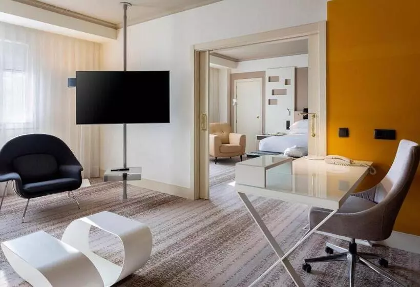 سوئیت اجرایی با تخت کینگ, Madrid Marriott Auditorium Hotel & Conference Center