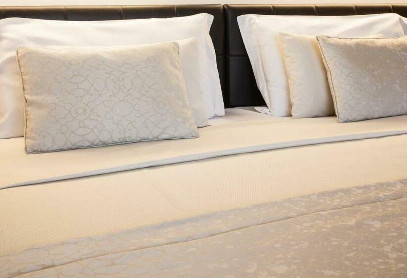 コンフォートルーム, Relais Monaco Country Hotel & Spa