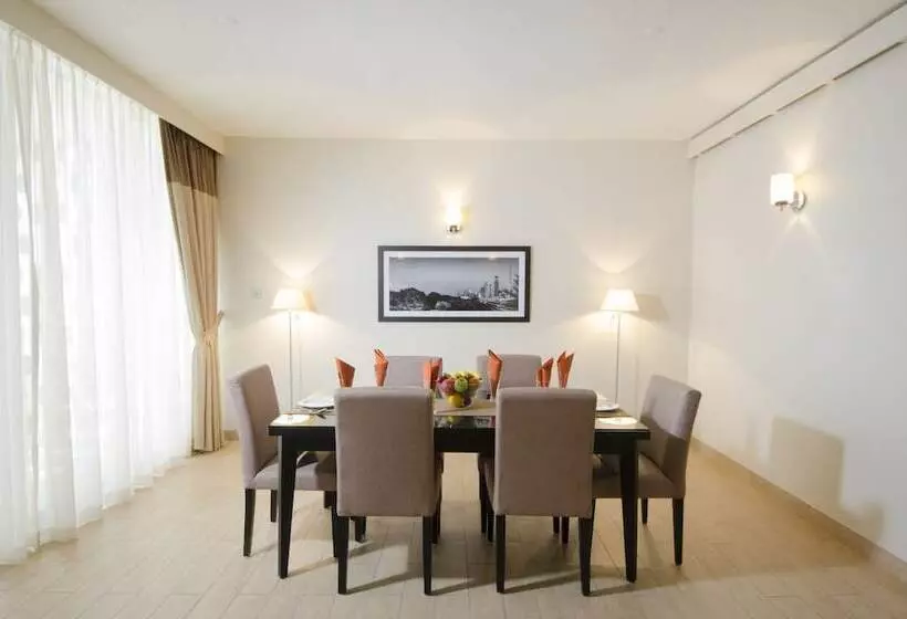 آپارتمان دلوکس 3 خوابه, The Apartments, Dubai World Trade Centre