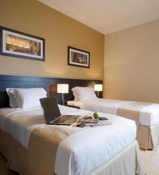 Апартаменты Deluxe 3 Спальни, The Apartments, Dubai World Trade Centre