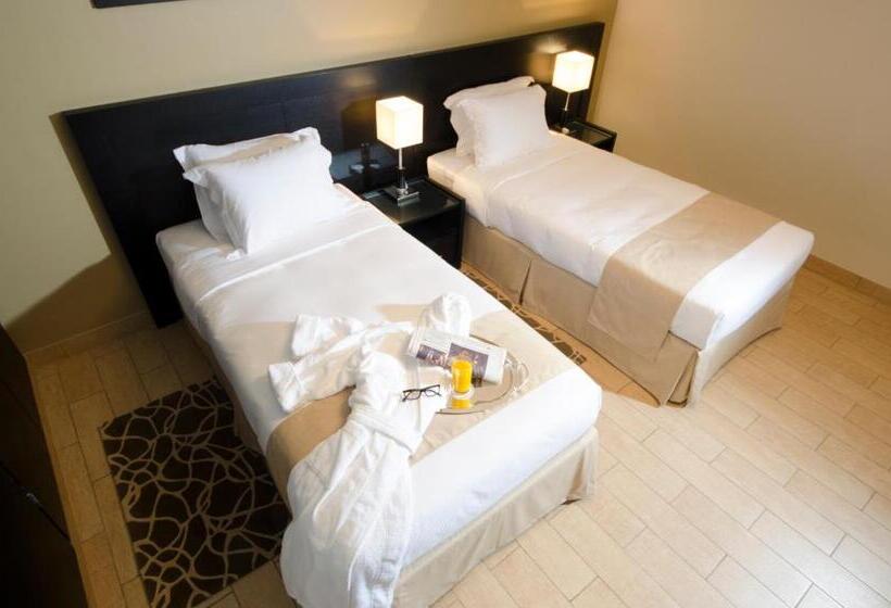 Апартаменты Deluxe 3 Спальни, The Apartments, Dubai World Trade Centre