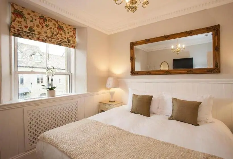 Standard room with outdoor bath, Victoria House