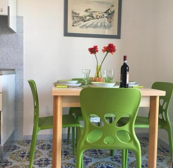 سوییت جونیور با بالکن, B&b Mediterraneo