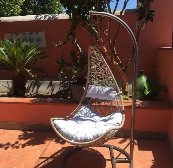 سوییت جونیور, B&b Mediterraneo