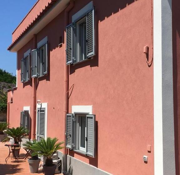 سوئیت جونیور خانوادگی, B&b Mediterraneo