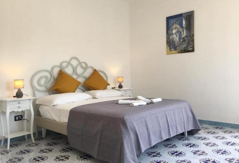 سوئیت جونیور با تراس, B&b Mediterraneo