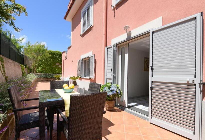 سوئیت جونیور خانوادگی, B&b Mediterraneo