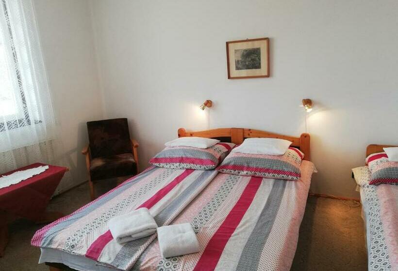 スタンダードルーム, Székely Szállás