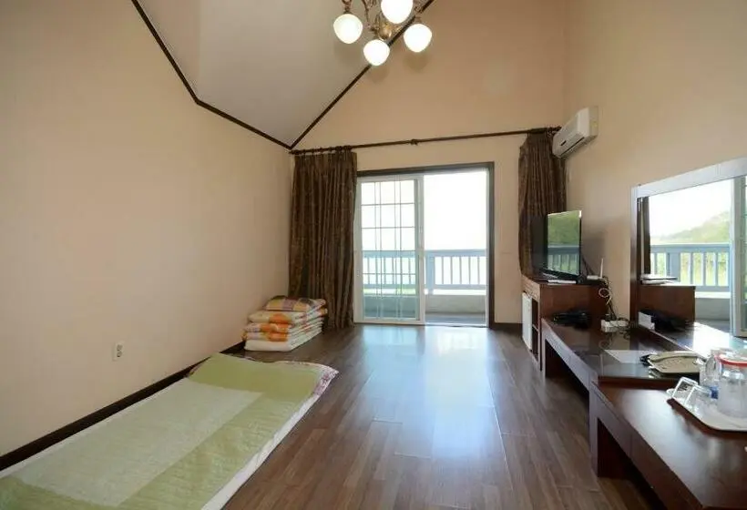 スタンダードルーム, Daea Ulleung Resort