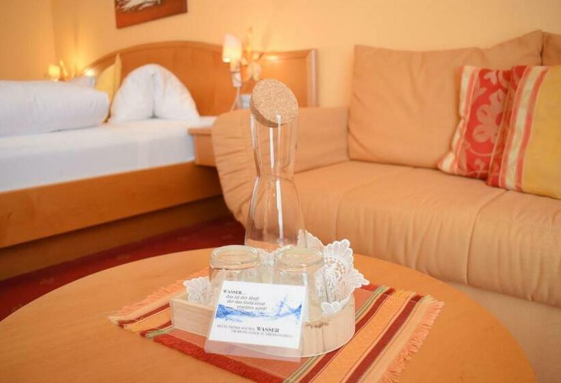 חדר סטנדרט עם מרפסת, Gartenhotel Kloepferkeller