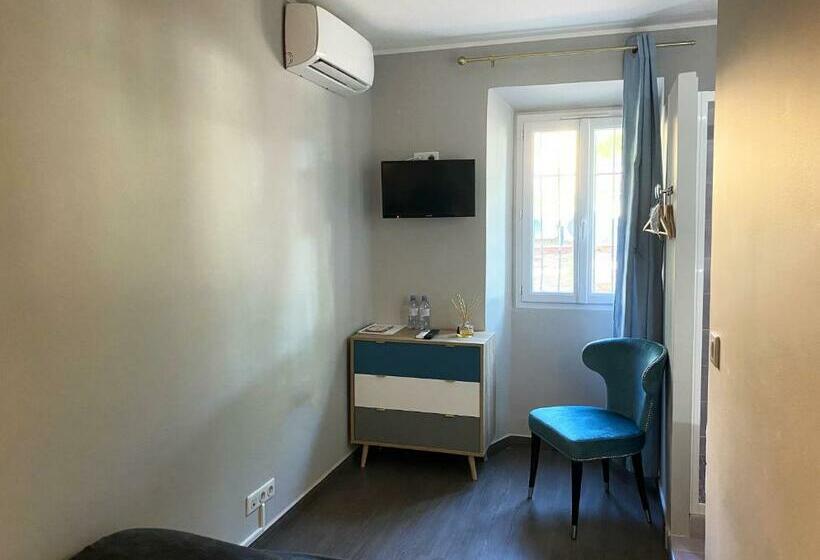 اتاق استاندارد یک نفره, Hôtel La Villa D'eze