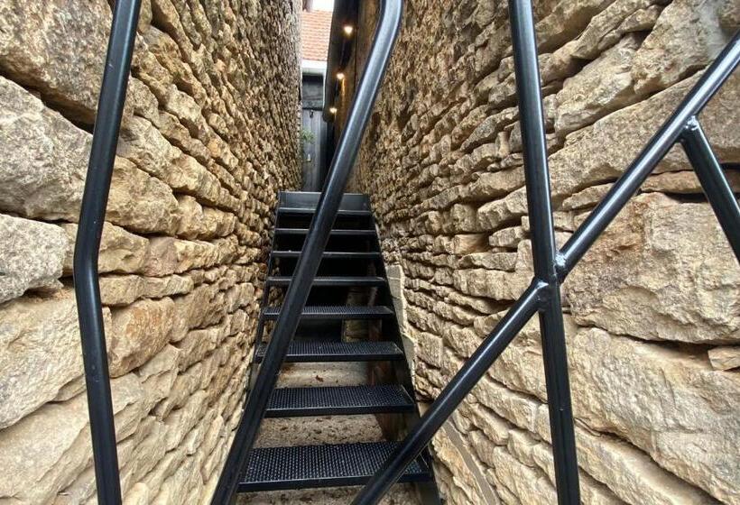 带按摩浴盆的套房, Le Domaine Des Prés Verts Suites & Chambres Avec Jacuzzi Privatif à Châteauneuf