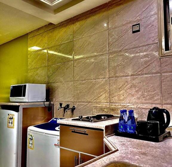 جناح عائلي, Manazel Aldana