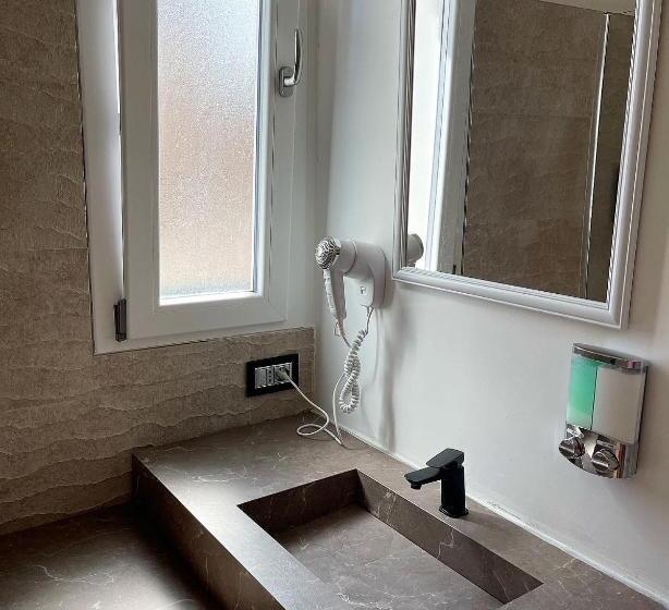 Camera Tripla Superiore, Dolce Vita Suite Alghero