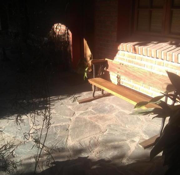 اتاق خانوادگی, Posada A Viagem