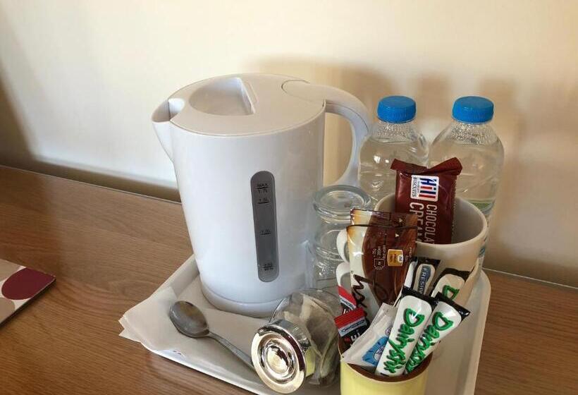 غرفة قياسية سرير كينج, Fir Tree Barn