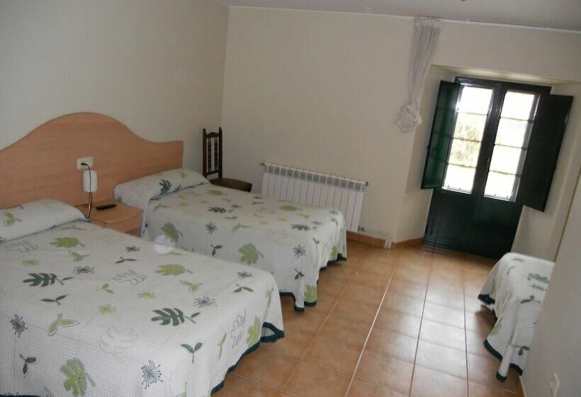 ベーシックルーム, Pensión O' Mesón