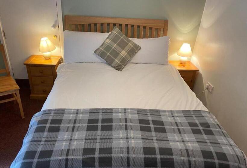 스탠다드 룸, The Elks Head Inn