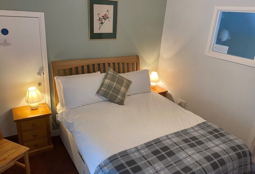 스탠다드 룸, The Elks Head Inn