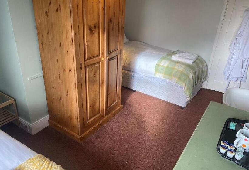 Standard room with outdoor bath, The Elks Head Inn